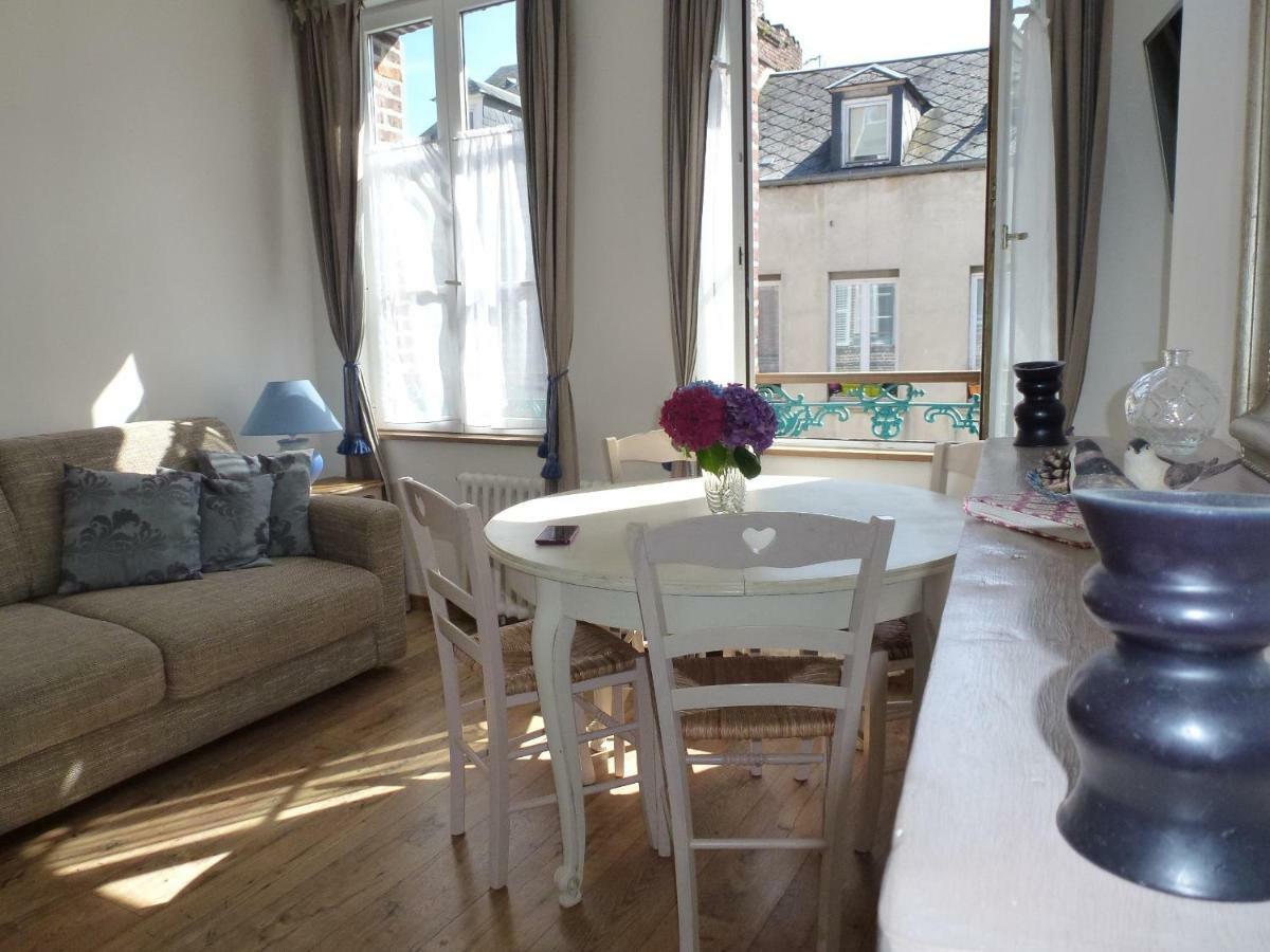 Apartmán Le Charme A La Francaise Honfleur Exteriér fotografie